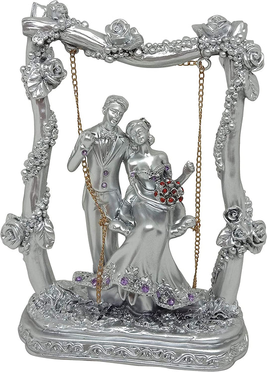 Couple Figurine statues