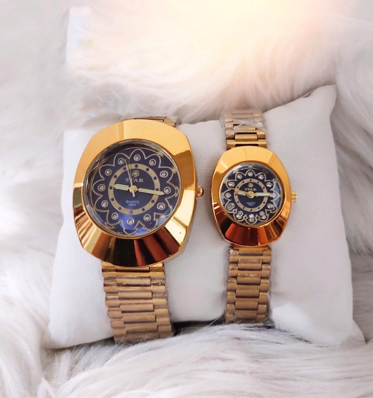 Star Collection
Couple Watches