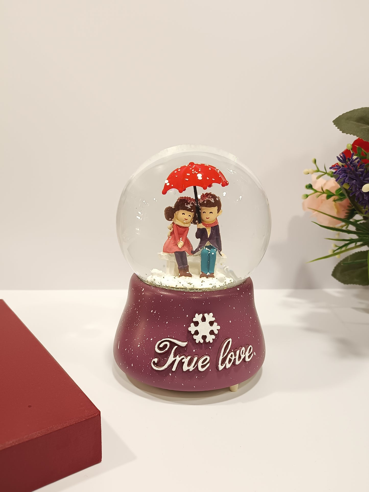Floweraur True Love Couple Snow Globe Showpiece With LED