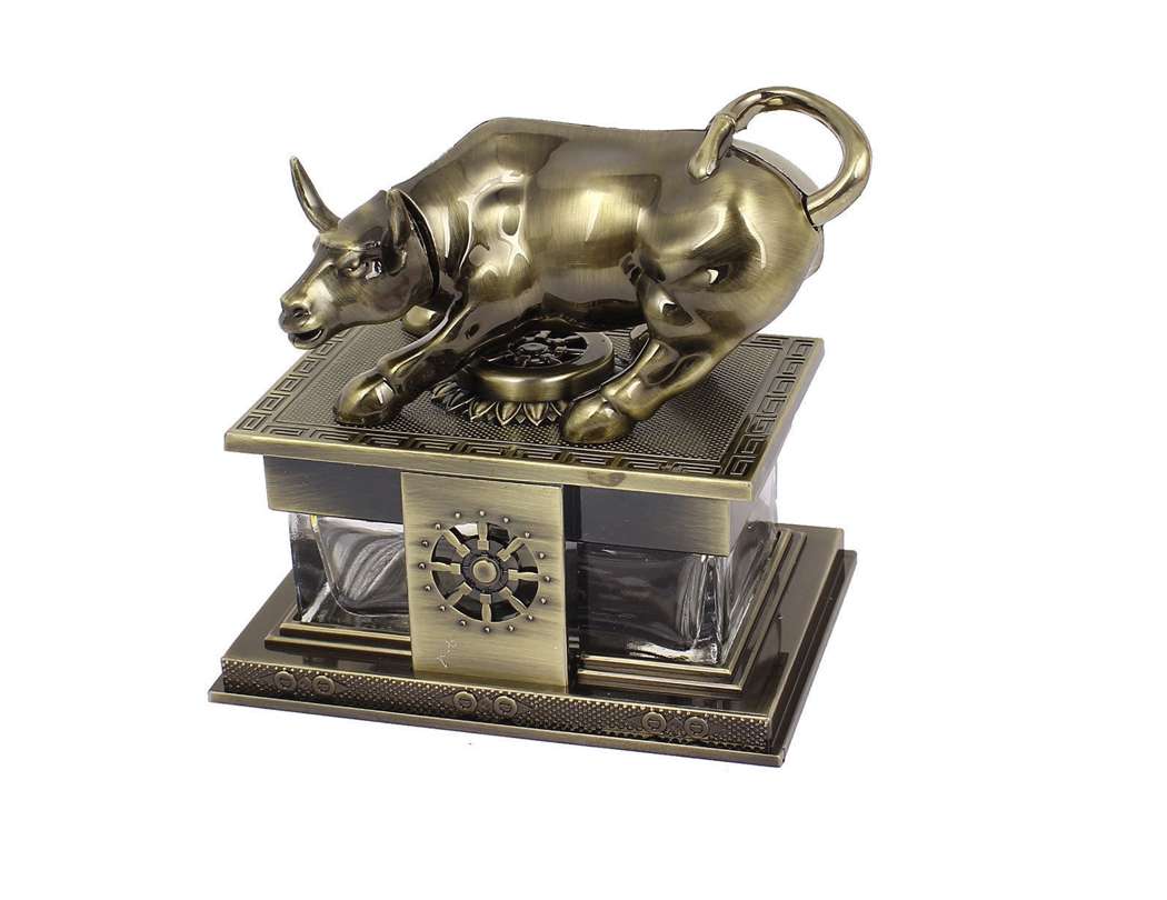 Bull Shaped Luxury Car Perfume With Elegant Style and Great Smell