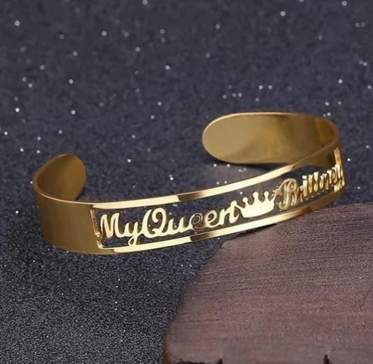 Customized Cut Bangle